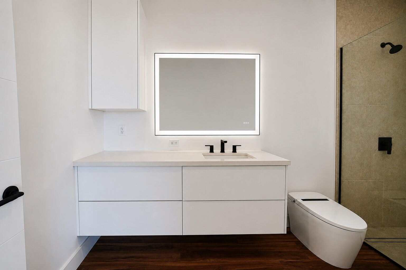Ohana bath with walk-in shower